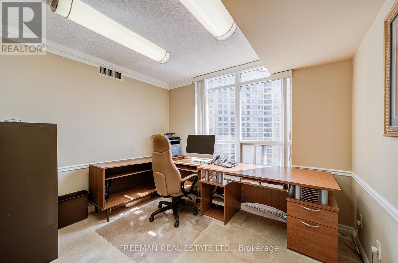 2331 - 3888 Duke Of York Boulevard, Mississauga, Ontario  L5B 4P5 - Photo 33 - W12515508