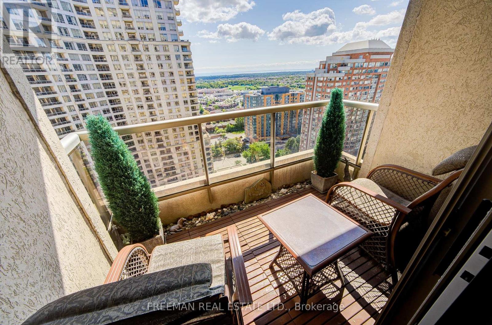 2331 - 3888 Duke Of York Boulevard, Mississauga, Ontario  L5B 4P5 - Photo 37 - W12515508