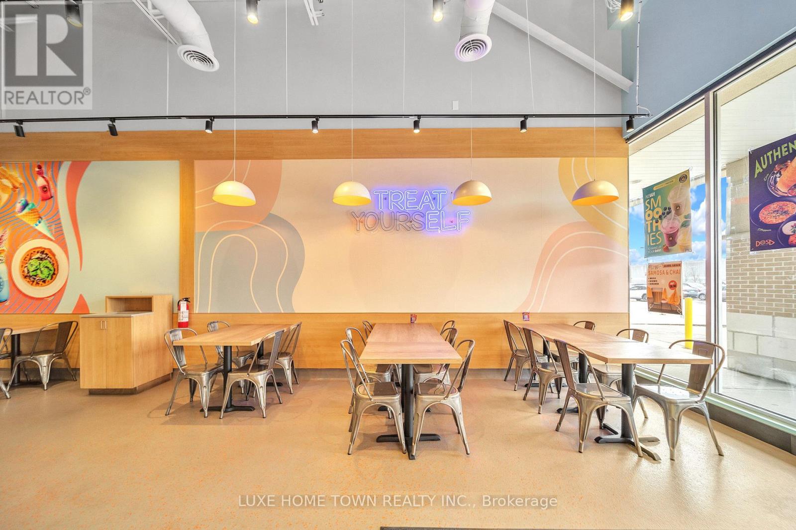 #5 - 589 Fairway Road S, Kitchener, Ontario  N2C 1X4 - Photo 12 - X12515536