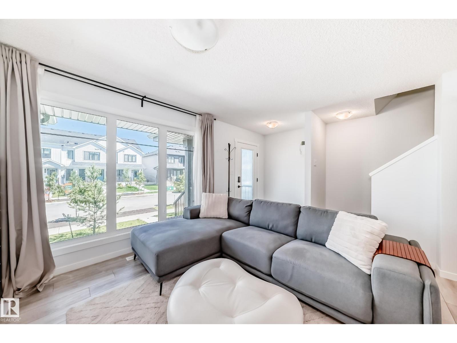 5043 Kinney Li Sw, Edmonton, Alberta  T6W 5G5 - Photo 4 - E4464876