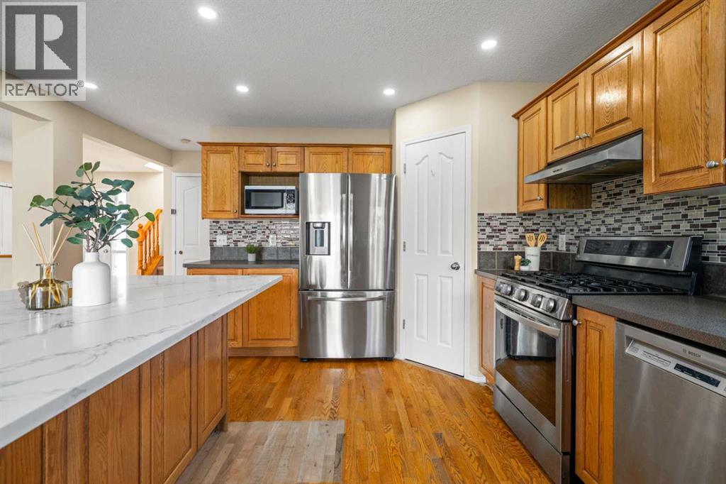 825 Citadel Way Nw, Calgary, Alberta  T3G 4Y1 - Photo 8 - A2267571