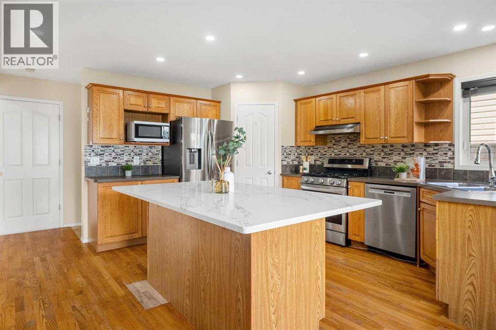 825 Citadel Way Nw, Calgary, Alberta  T3G 4Y1 - Photo 6 - A2267571