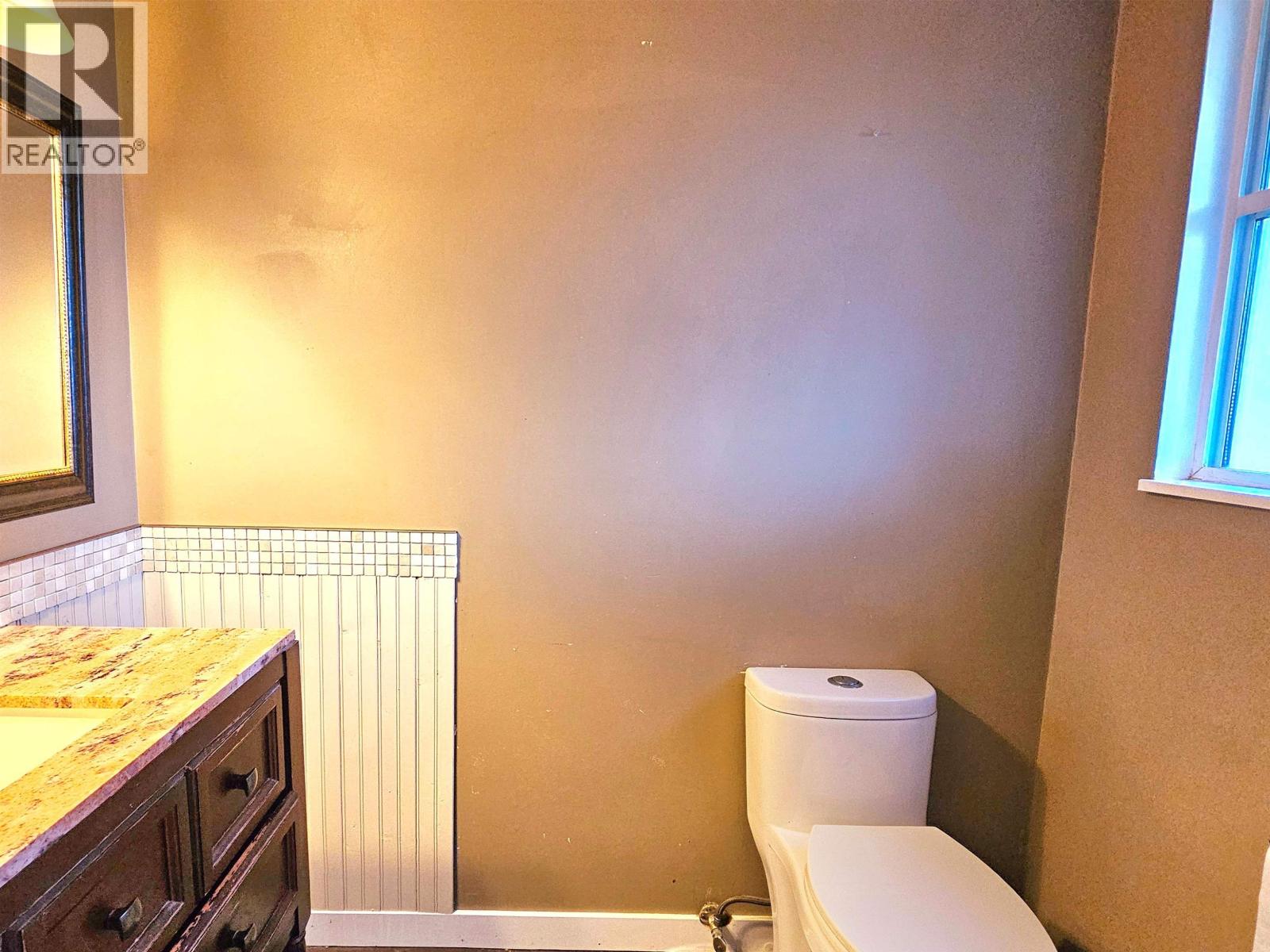 5685 Forest Street, Burnaby, British Columbia V5G 1X5 - Photo 14 - R3065118