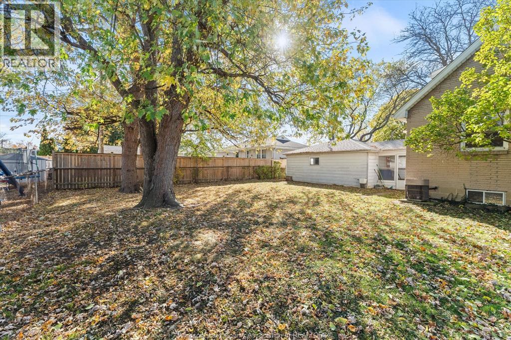 1318 Virginia, Windsor, Ontario N8S 2Z4 - Photo 27 - 25028162