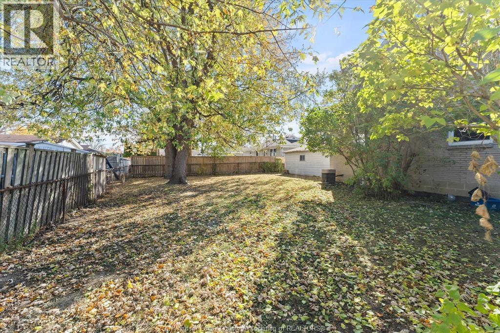 1318 Virginia, Windsor, Ontario N8S 2Z4 - Photo 28 - 25028162