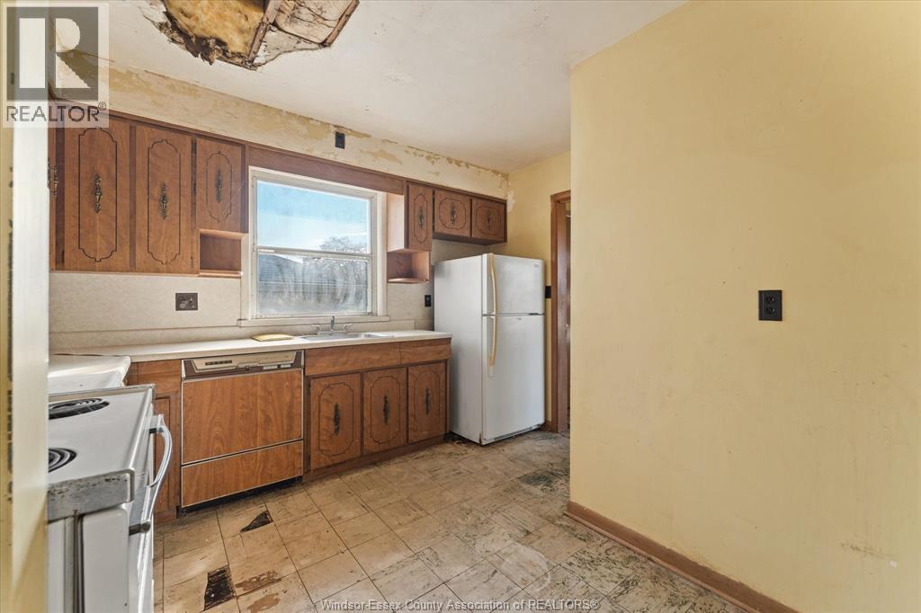1318 Virginia, Windsor, Ontario N8S 2Z4 - Photo 4 - 25028162