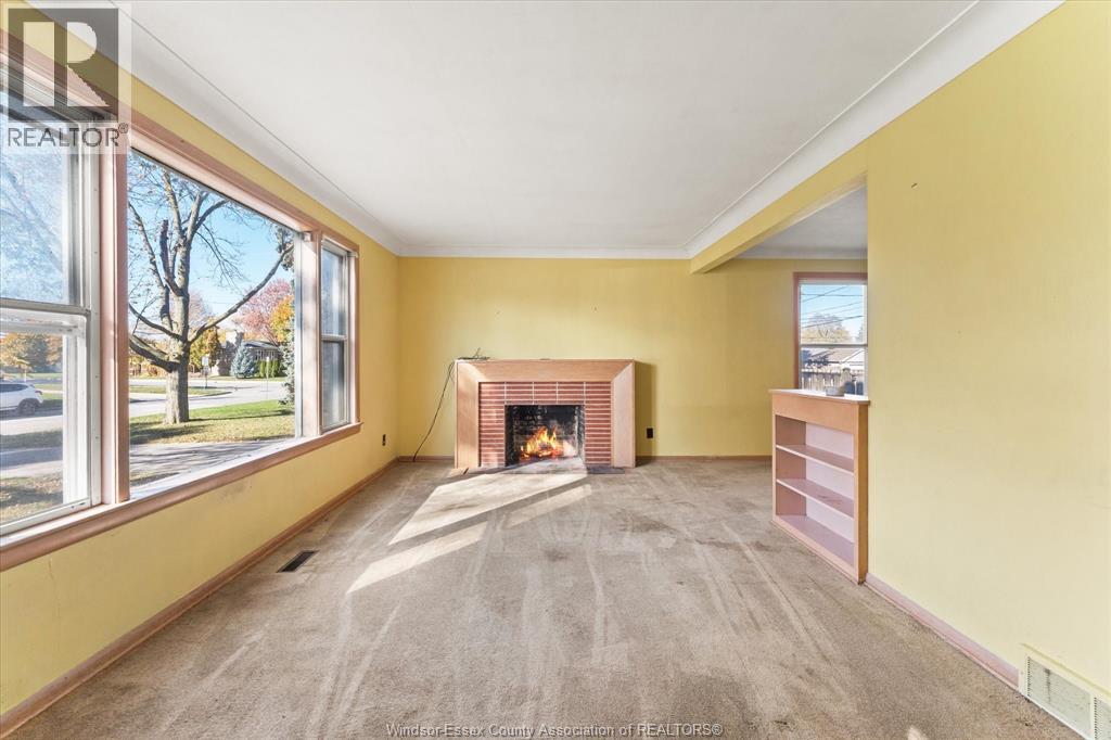 1318 Virginia, Windsor, Ontario N8S 2Z4 - Photo 8 - 25028162