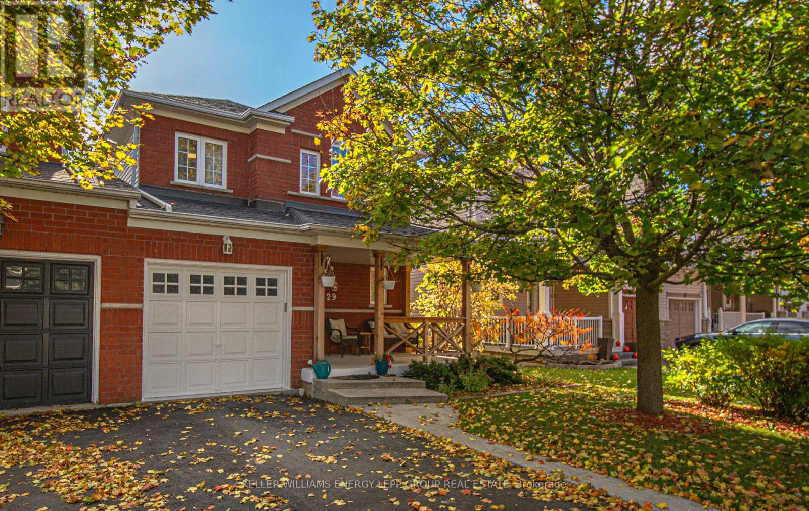 29 Primeau Avenue, Whitby, Ontario  L1M 2B7 - Photo 2 - E12515614