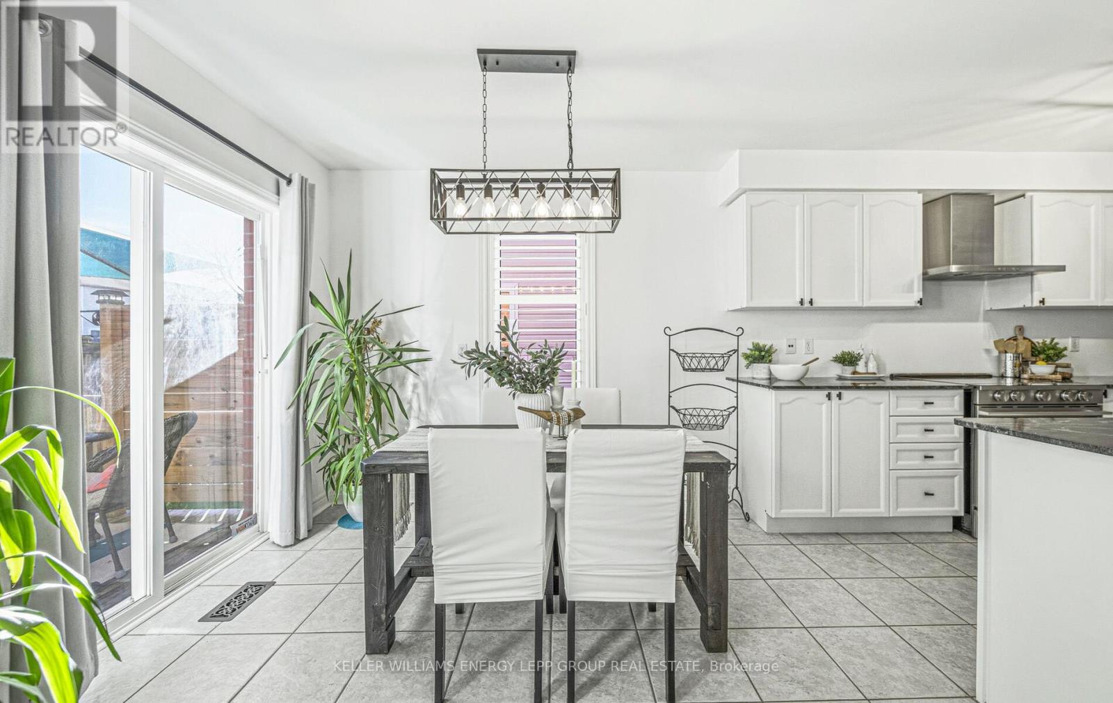 29 Primeau Avenue, Whitby, Ontario  L1M 2B7 - Photo 20 - E12515614