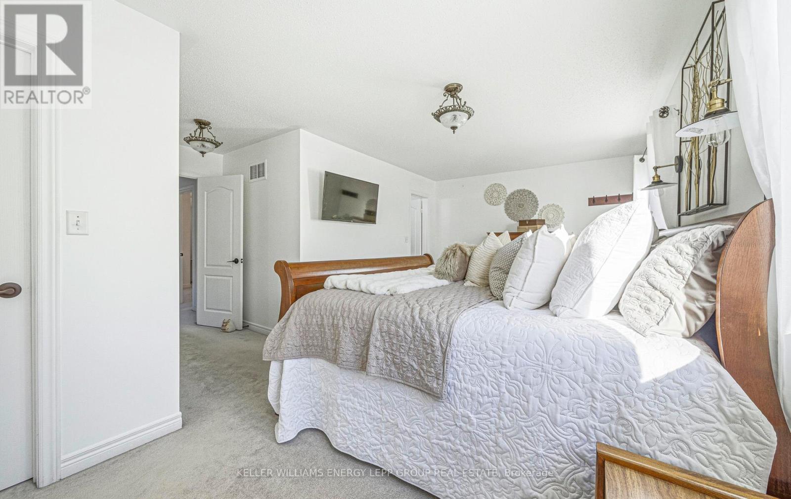 29 Primeau Avenue, Whitby, Ontario  L1M 2B7 - Photo 29 - E12515614