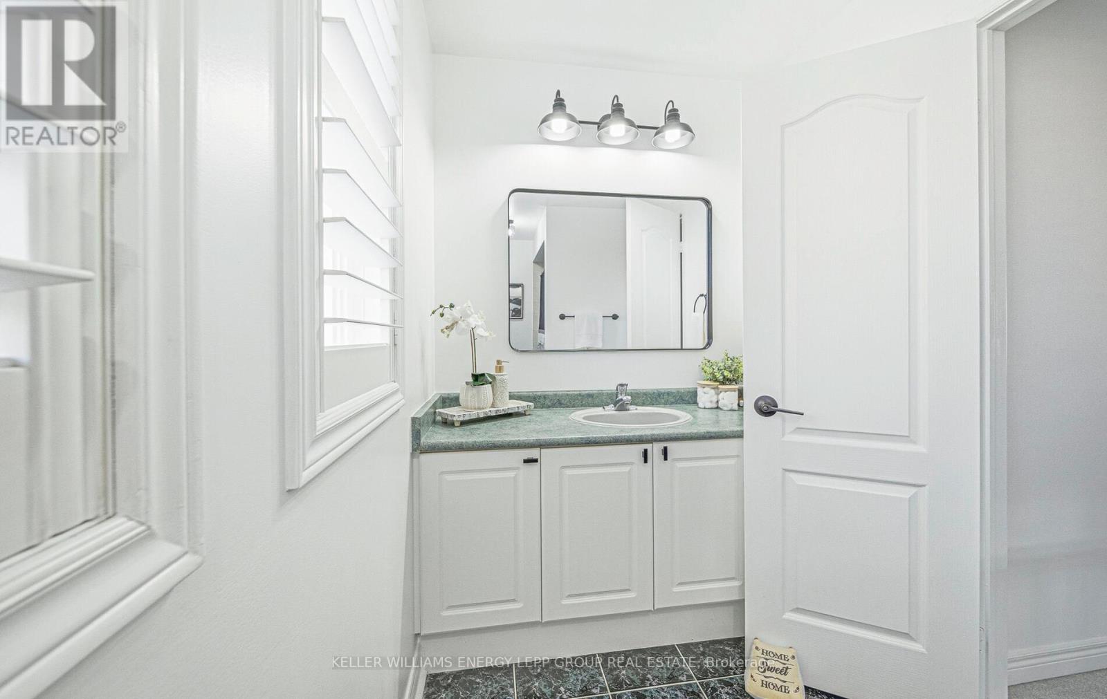 29 Primeau Avenue, Whitby, Ontario  L1M 2B7 - Photo 35 - E12515614