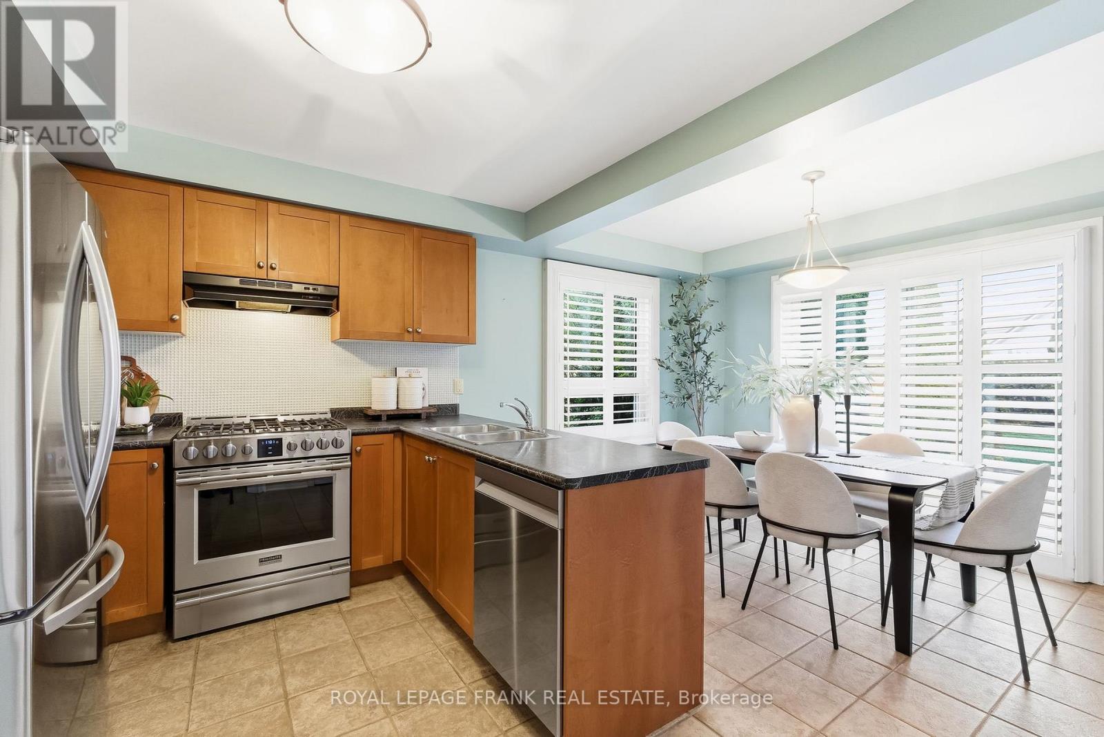 540 Woodmount Crescent, Oshawa, Ontario  L1K 2T1 - Photo 15 - E12515618