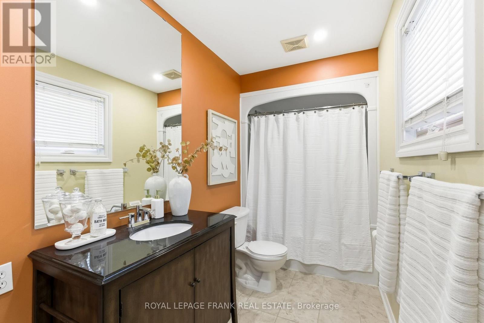 540 Woodmount Crescent, Oshawa, Ontario  L1K 2T1 - Photo 24 - E12515618