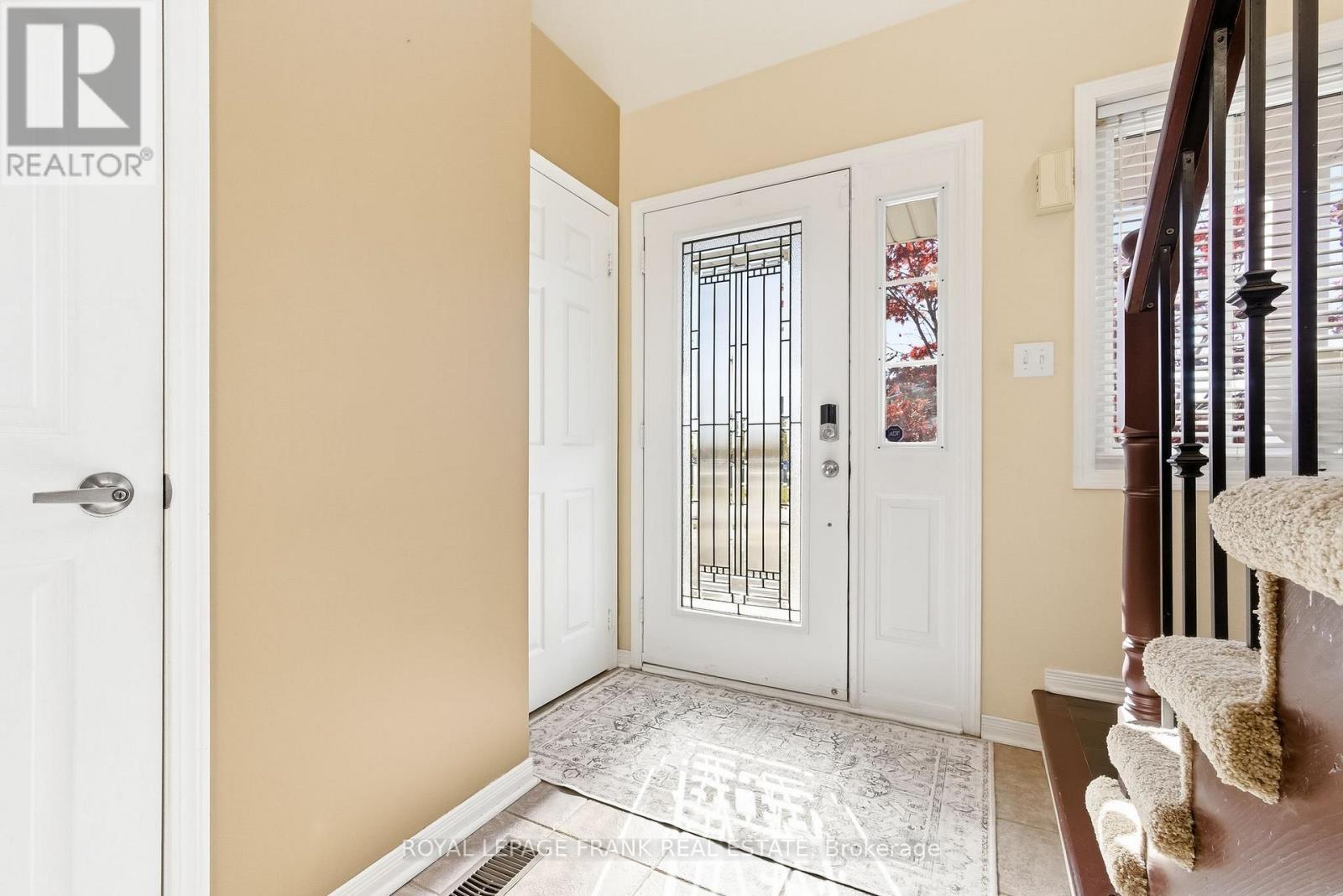 540 Woodmount Crescent, Oshawa, Ontario  L1K 2T1 - Photo 7 - E12515618