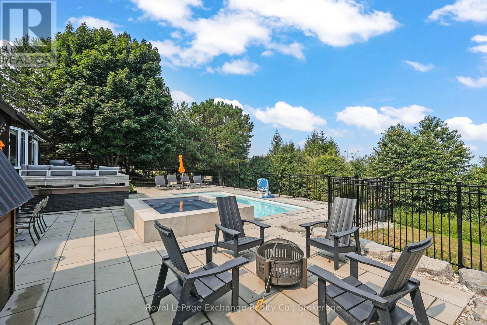 810 Troy's Trail, Huron-Kinloss, Ontario  N2Z 0C1 - Photo 28 - X12515642