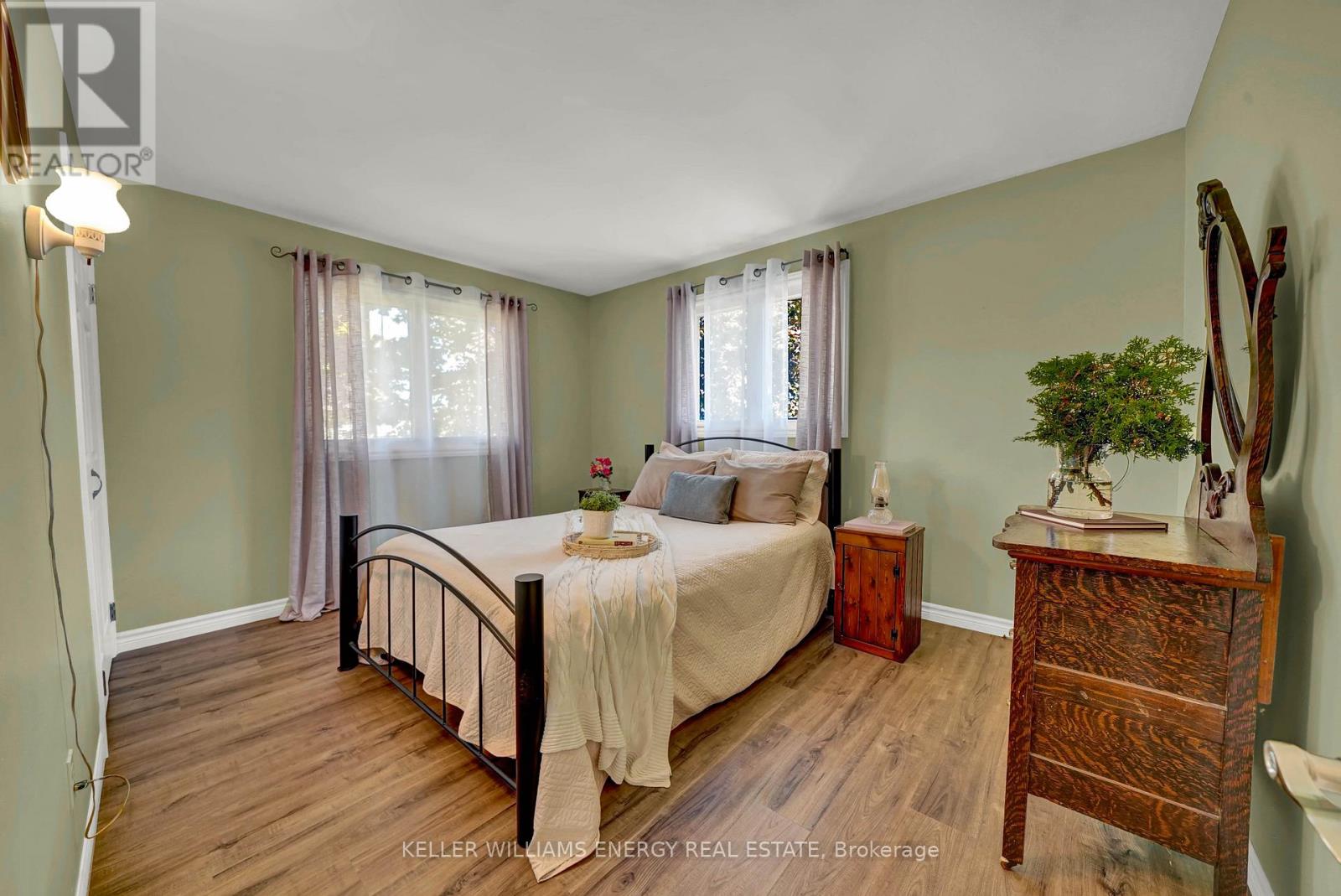 2 Argyle Crescent, Prince Edward County, Ontario K0K 2T0 - Photo 15 - X12515622