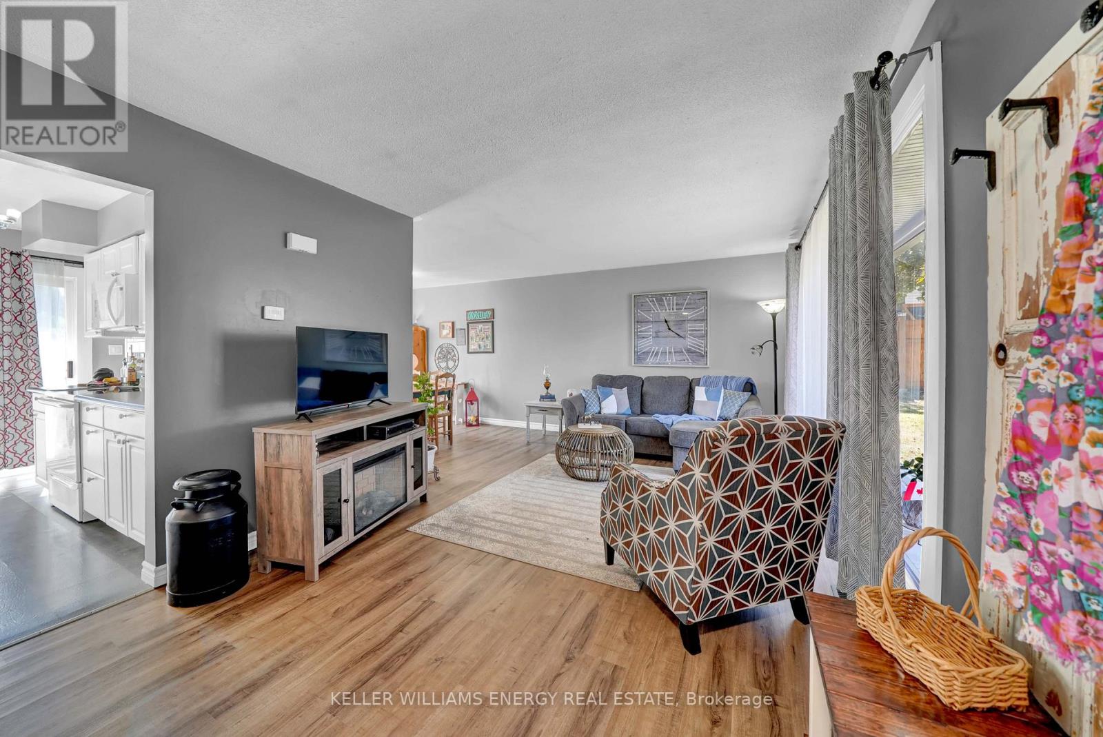 2 Argyle Crescent, Prince Edward County, Ontario K0K 2T0 - Photo 5 - X12515622