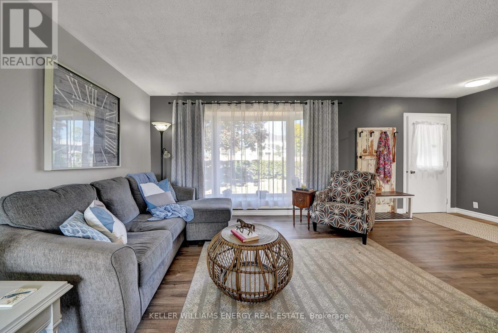 2 Argyle Crescent, Prince Edward County, Ontario K0K 2T0 - Photo 6 - X12515622