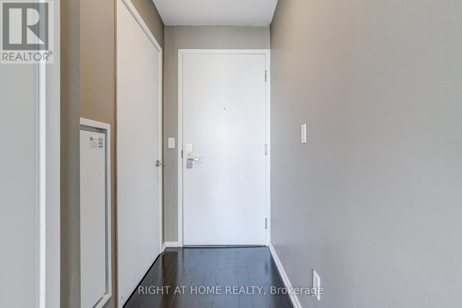 1109 - 75 St Nicholas Street, Toronto, Ontario M4Y 0A5 - Photo 24 - C12489392