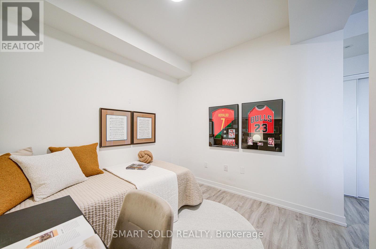 5802 - 55 Cooper Street, Toronto, Ontario  M5E 0G1 - Photo 10 - C12515494