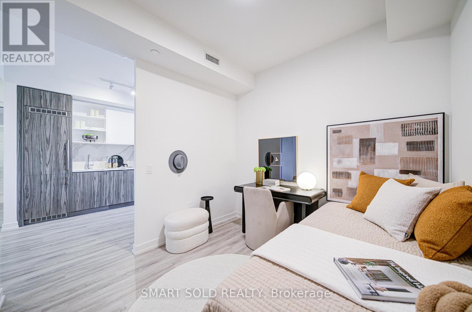 5802 - 55 Cooper Street, Toronto, Ontario  M5E 0G1 - Photo 12 - C12515494