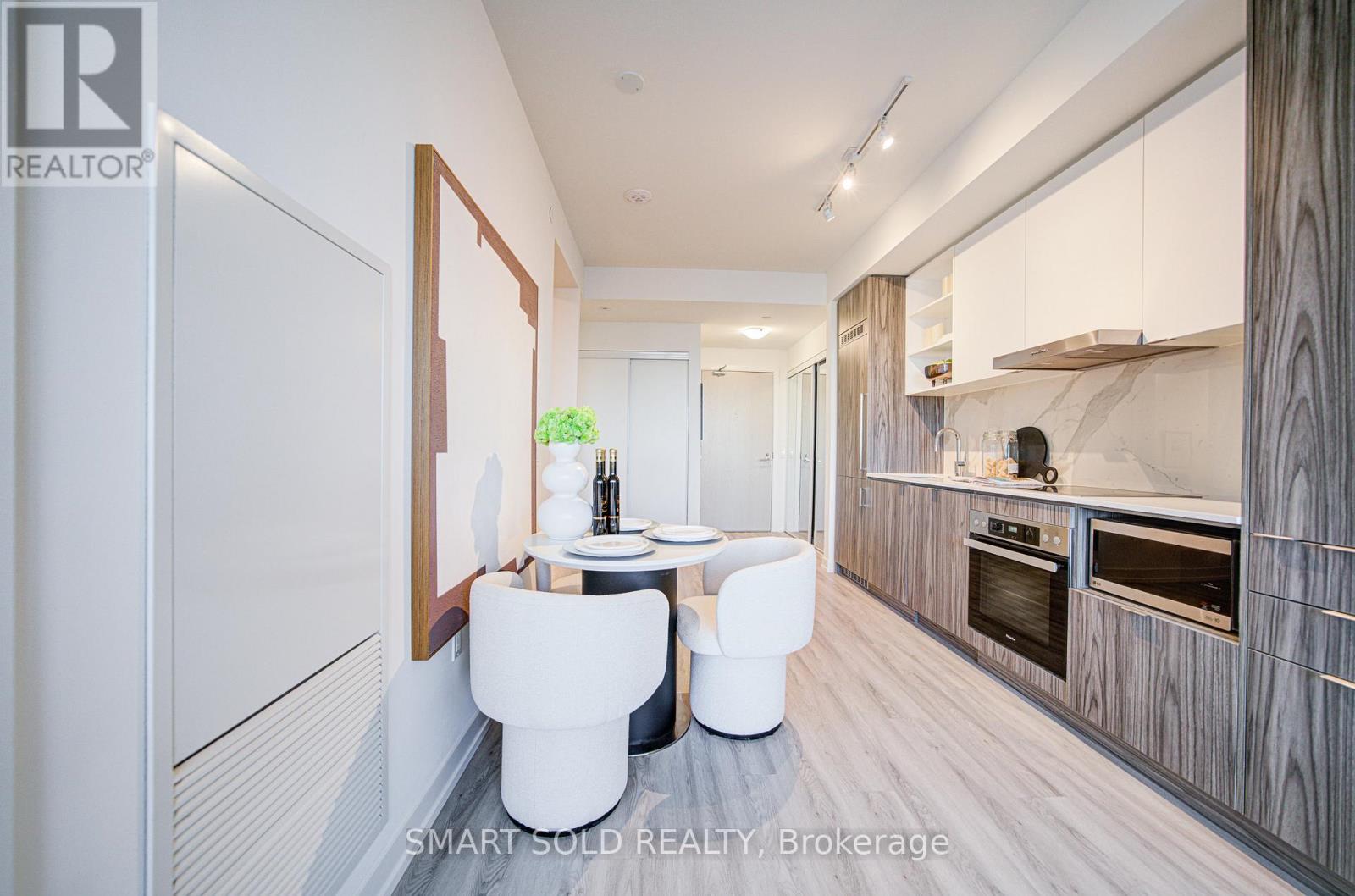 5802 - 55 Cooper Street, Toronto, Ontario  M5E 0G1 - Photo 18 - C12515494