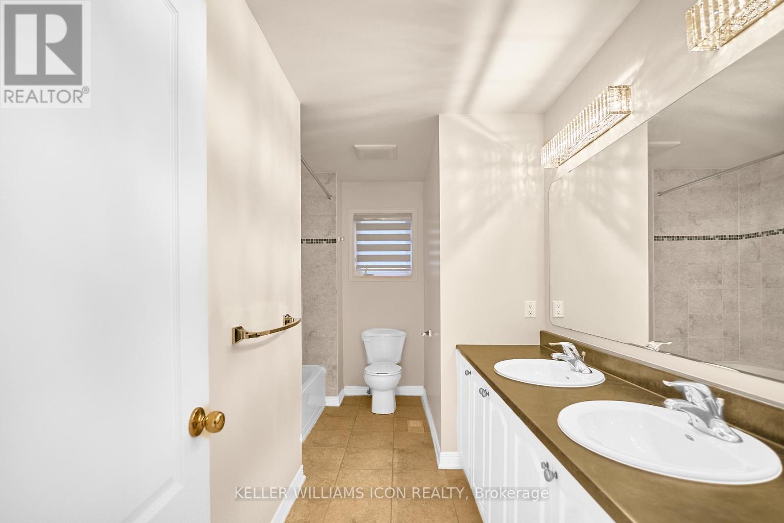 249 Madhu Crescent, Ottawa, Ontario  K2C 4J2 - Photo 27 - X12422939