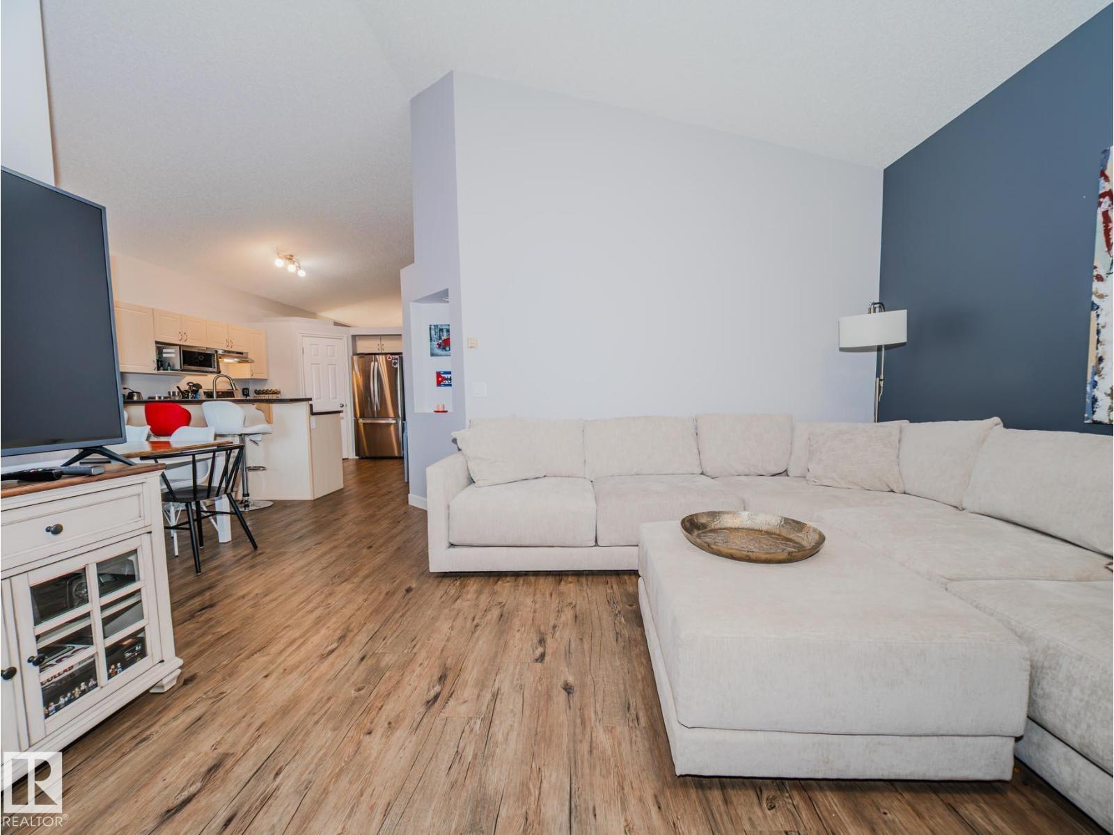 236 Ascott Cr, Sherwood Park, Alberta  T8H 0A6 - Photo 4 - E4464878