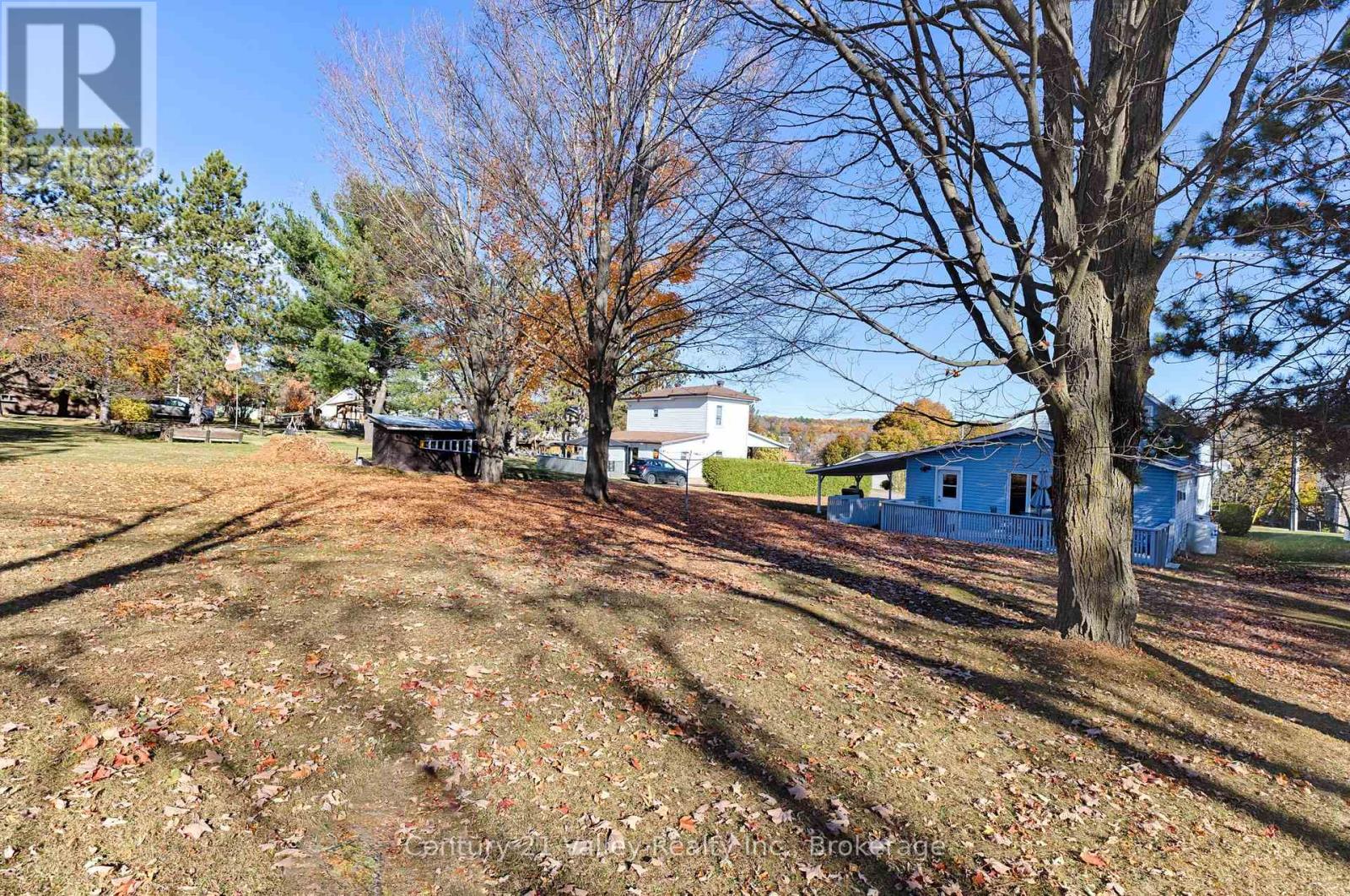 122 Alice Street, Bonnechere Valley, Ontario  K0J 1T0 - Photo 36 - X12515654