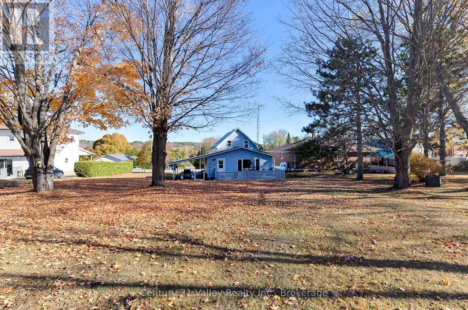 122 Alice Street, Bonnechere Valley, Ontario  K0J 1T0 - Photo 38 - X12515654