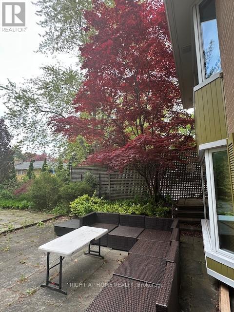 33 Wycliffe Crescent, Toronto, Ontario  M2K 1V5 - Photo 3 - C12476784