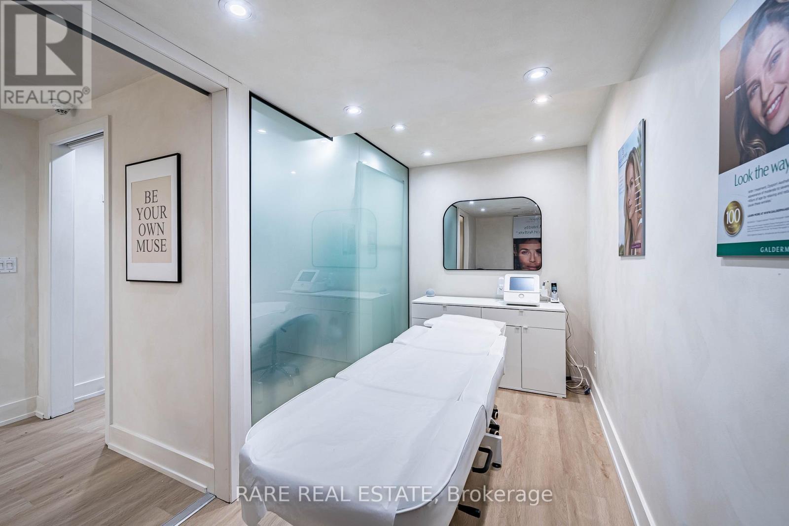 35 Stewart Street, Toronto, Ontario  M5V 2V1 - Photo 10 - C12515574