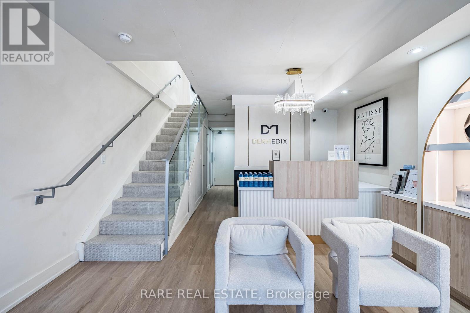 35 Stewart Street, Toronto, Ontario  M5V 2V1 - Photo 3 - C12515574