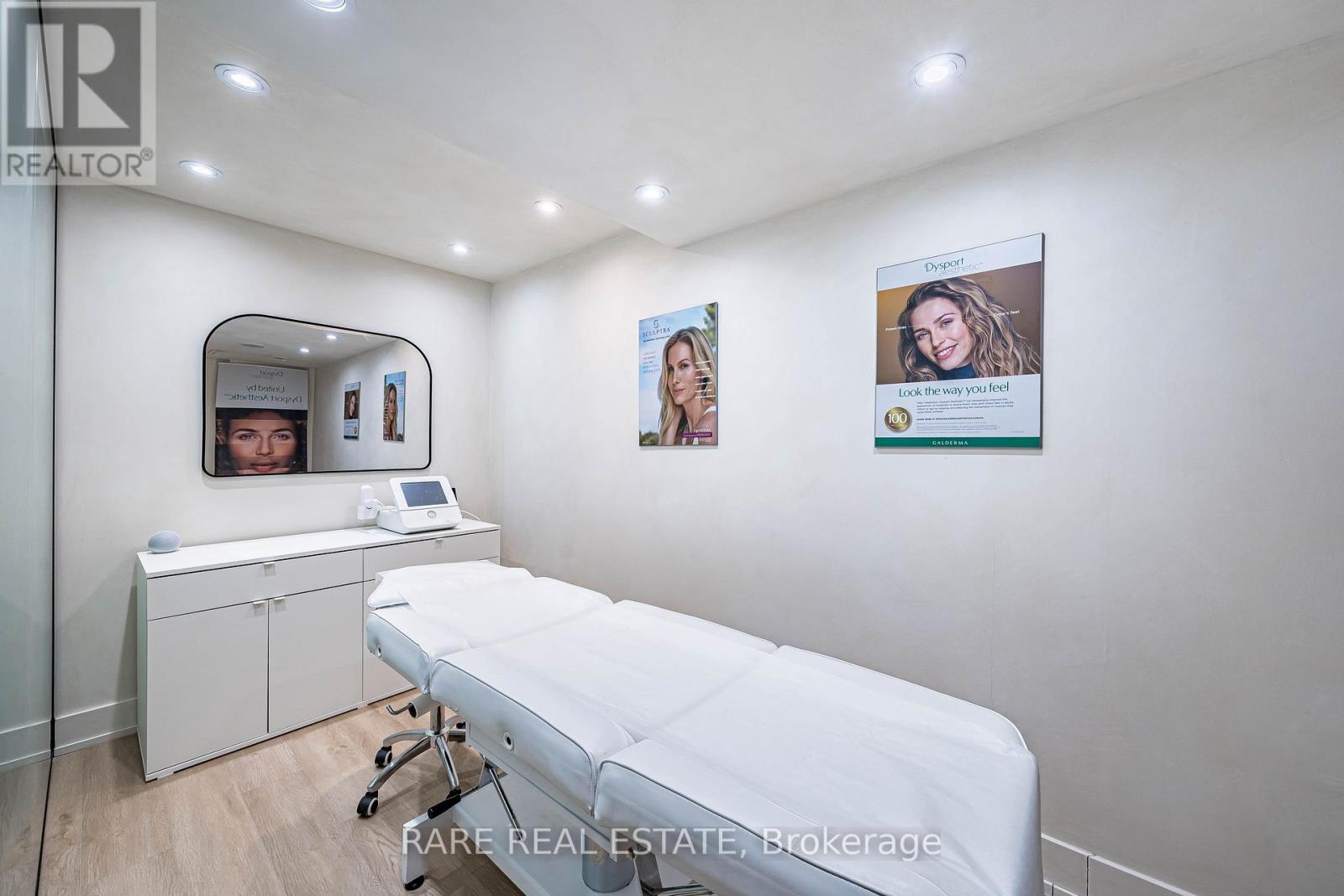 35 Stewart Street, Toronto, Ontario  M5V 2V1 - Photo 9 - C12515574