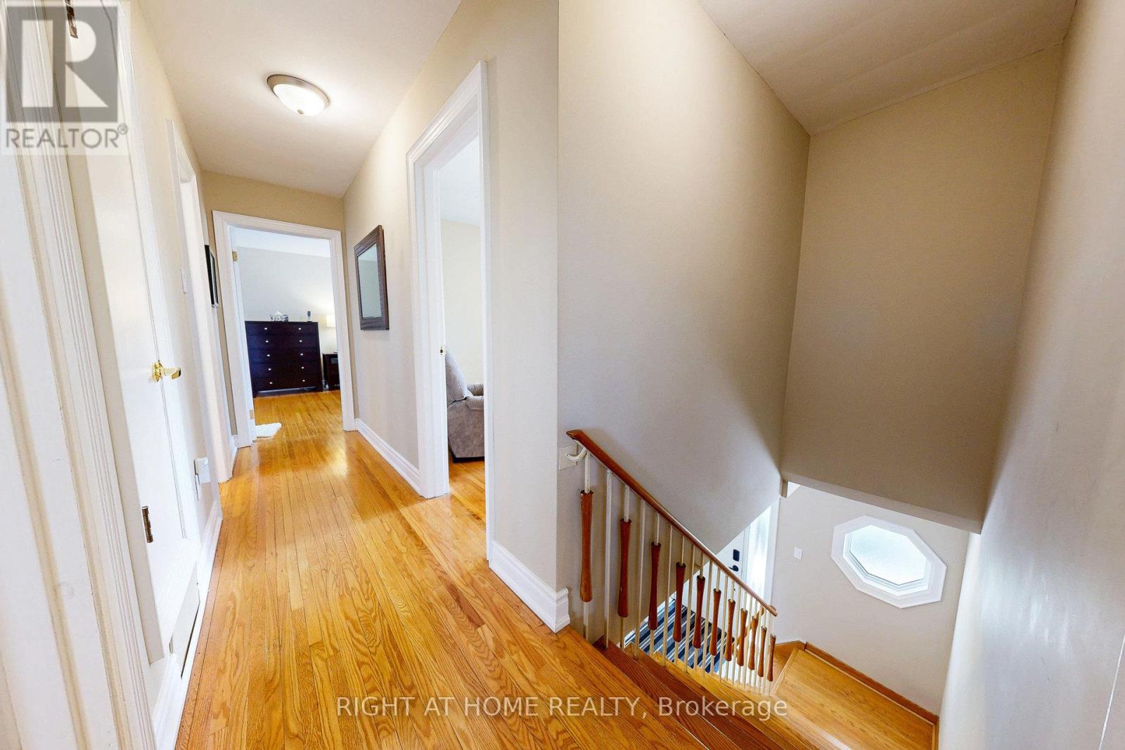 5 Robinter Drive, Toronto, Ontario  M2M 3R1 - Photo 17 - C12515584