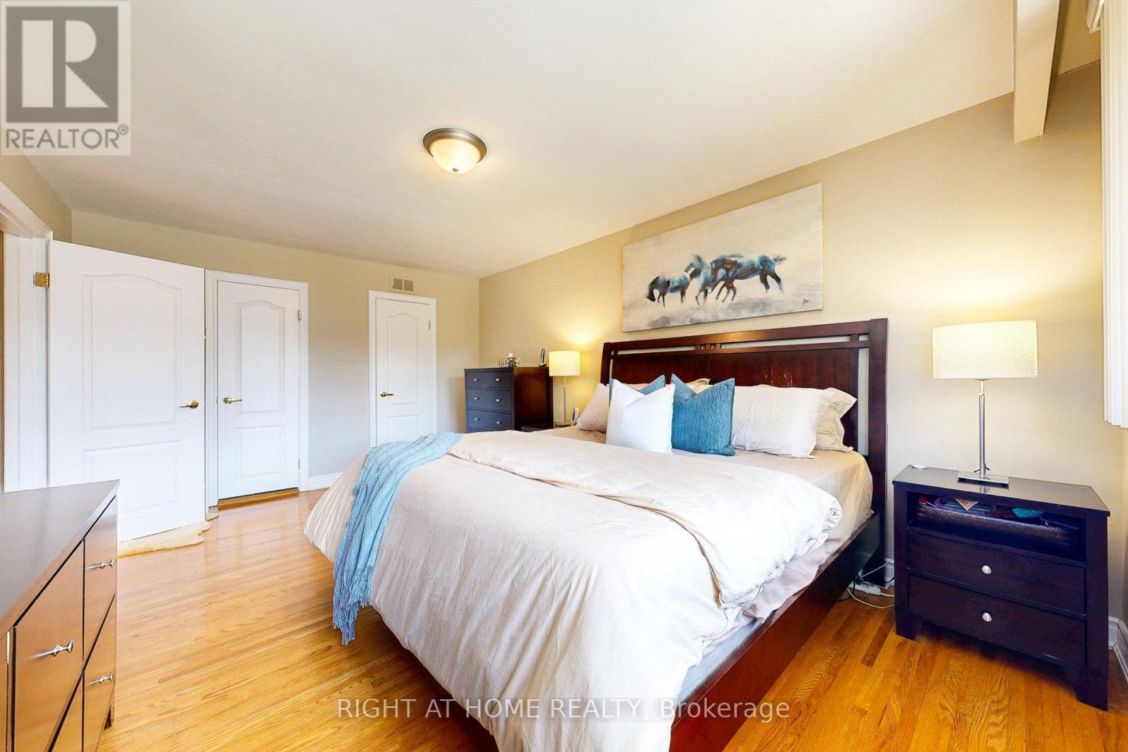 5 Robinter Drive, Toronto, Ontario  M2M 3R1 - Photo 19 - C12515584