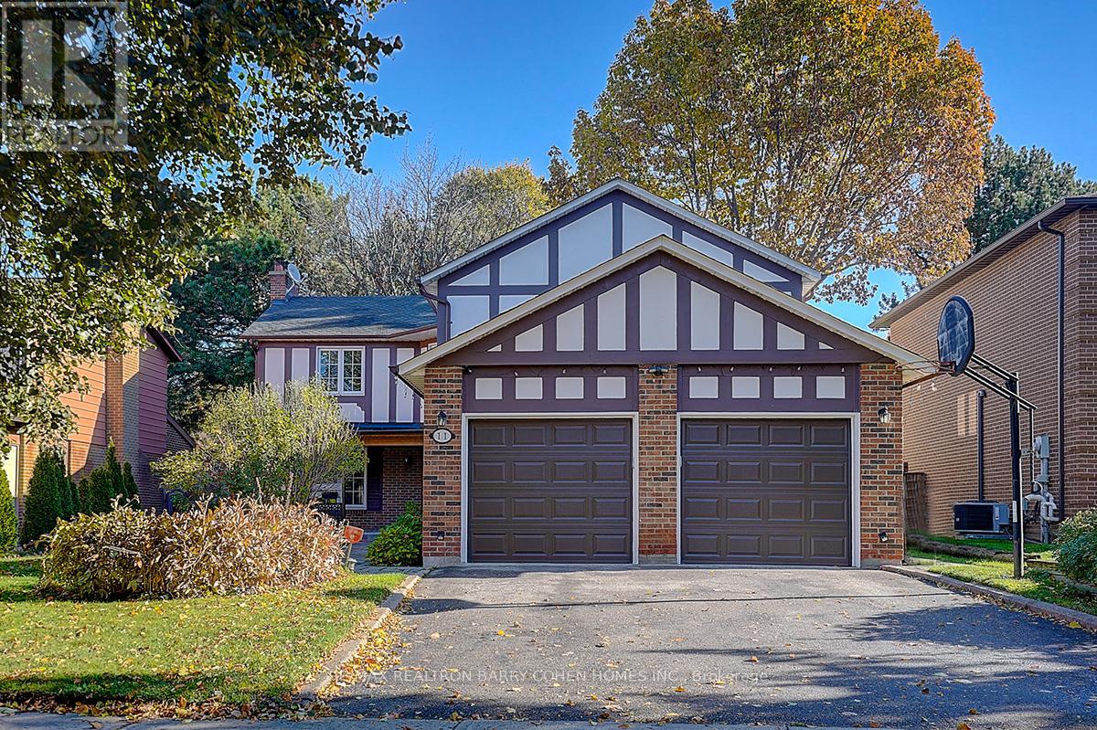 11 ELKPATH AVENUE, Toronto, Ontario