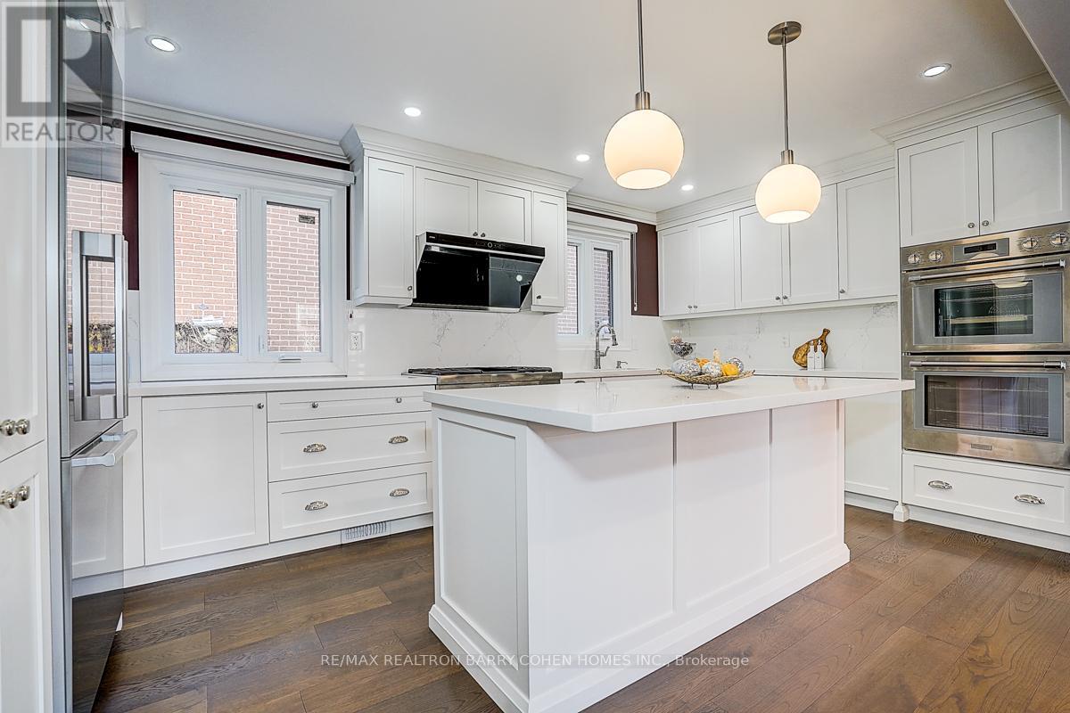 11 Elkpath Avenue, Toronto, Ontario  M2L 2V9 - Photo 15 - C12515606