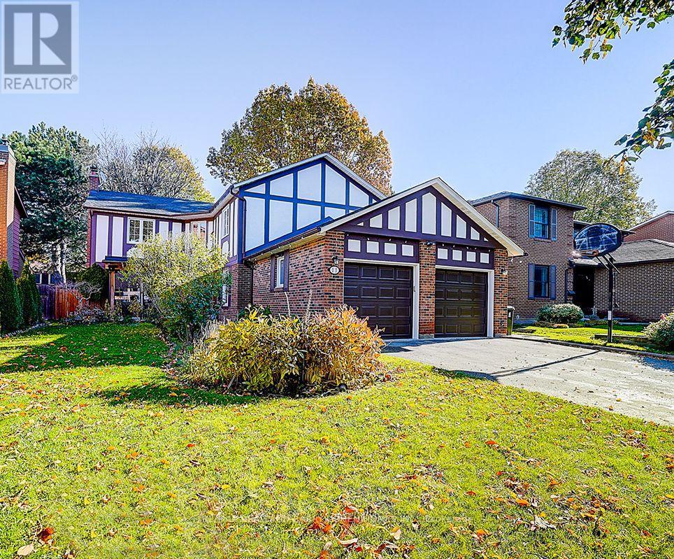 11 Elkpath Avenue, Toronto, Ontario  M2L 2V9 - Photo 2 - C12515606