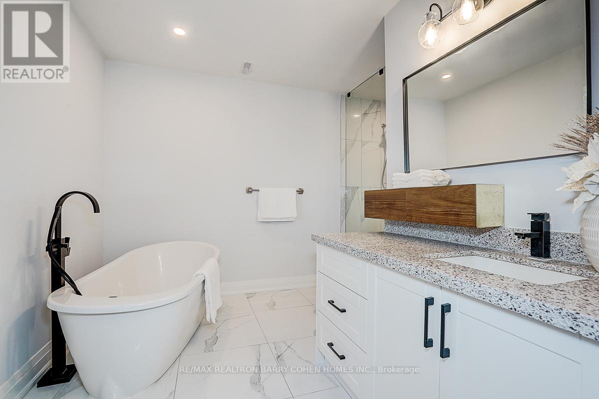 11 Elkpath Avenue, Toronto, Ontario  M2L 2V9 - Photo 31 - C12515606