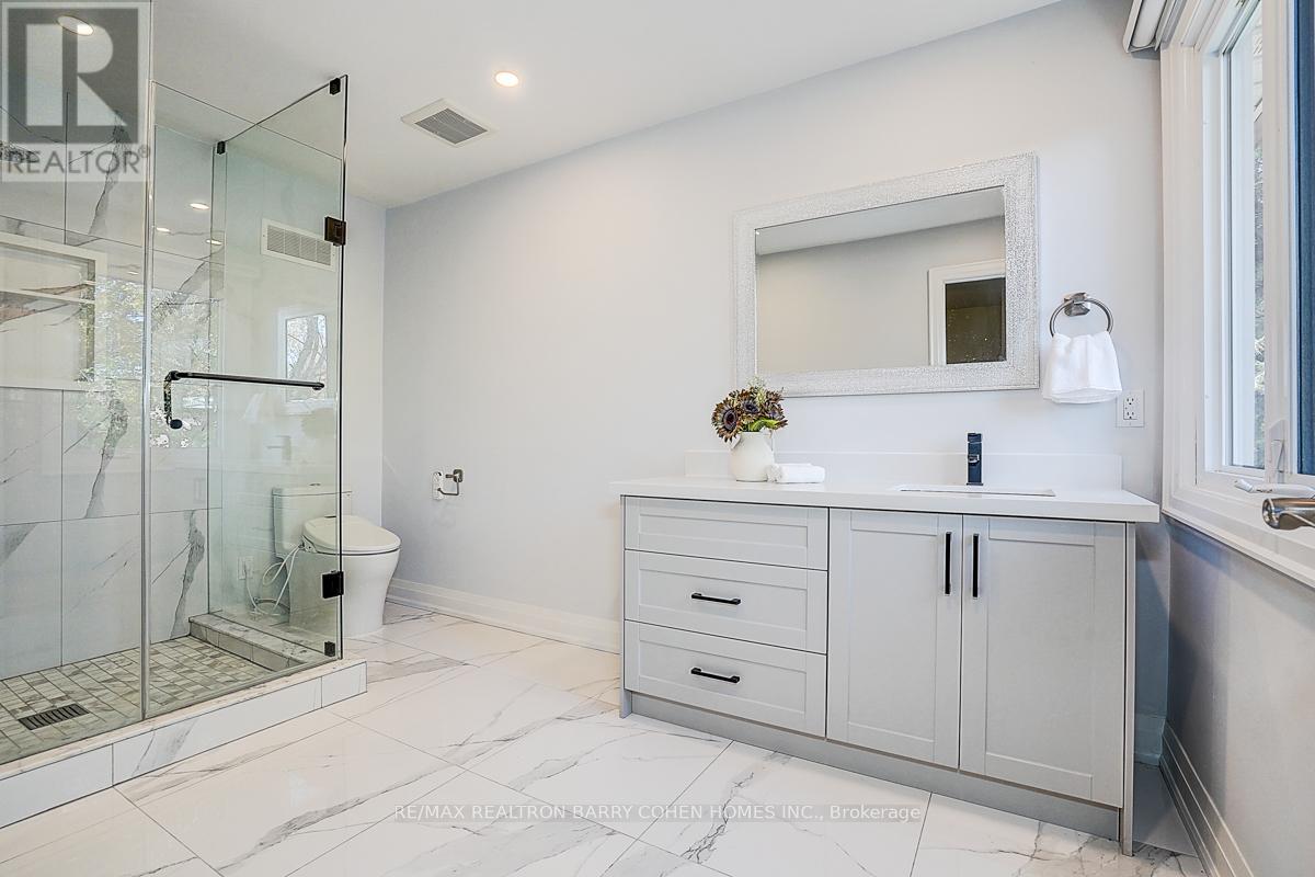 11 Elkpath Avenue, Toronto, Ontario  M2L 2V9 - Photo 34 - C12515606