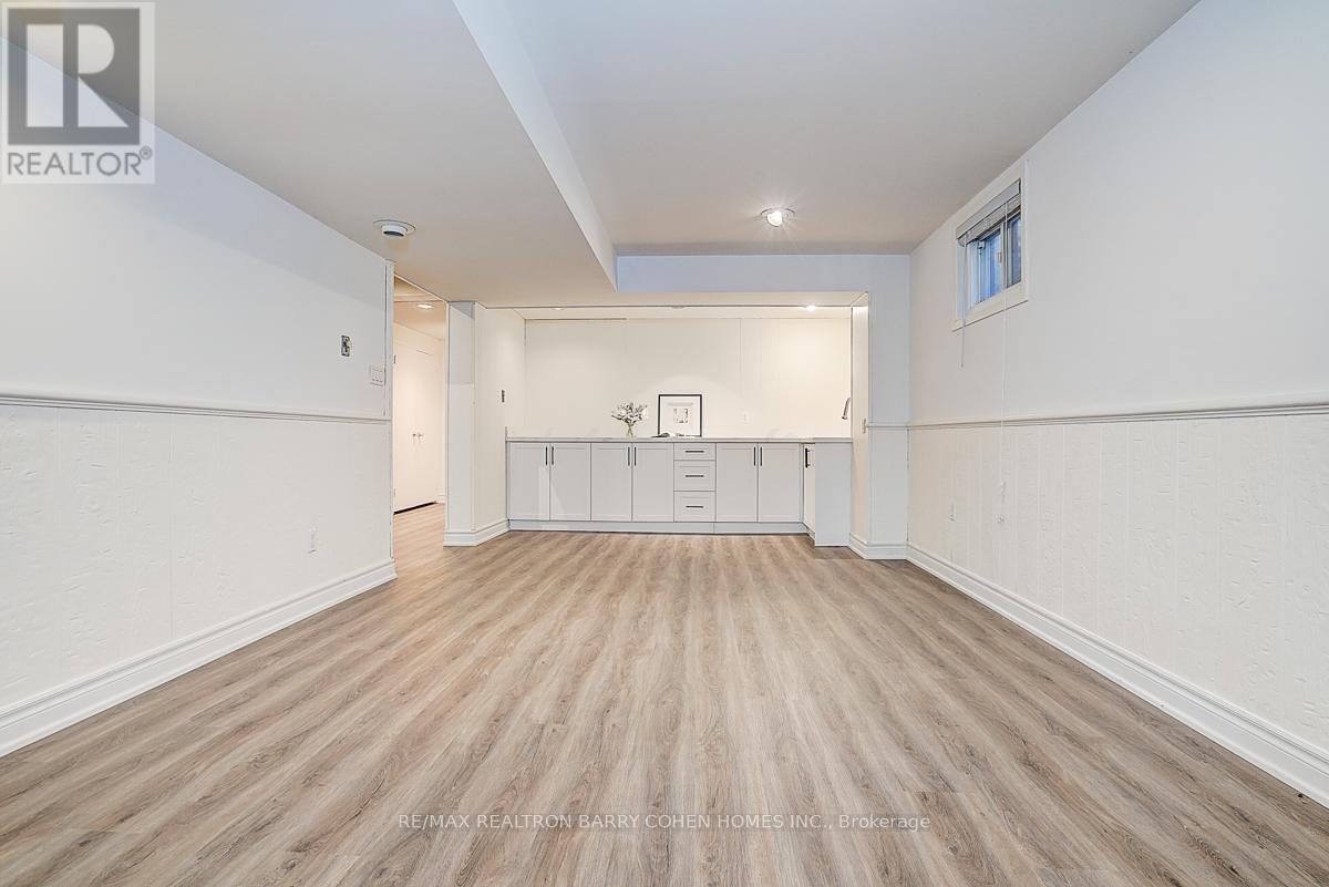 11 Elkpath Avenue, Toronto, Ontario  M2L 2V9 - Photo 39 - C12515606