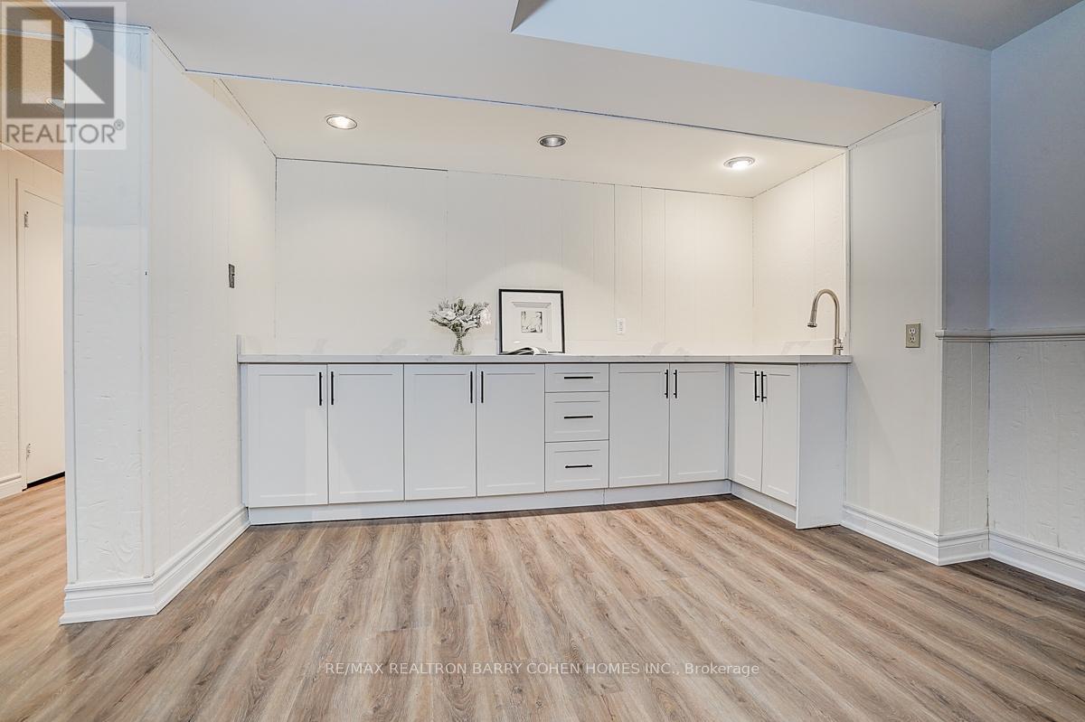 11 Elkpath Avenue, Toronto, Ontario  M2L 2V9 - Photo 40 - C12515606