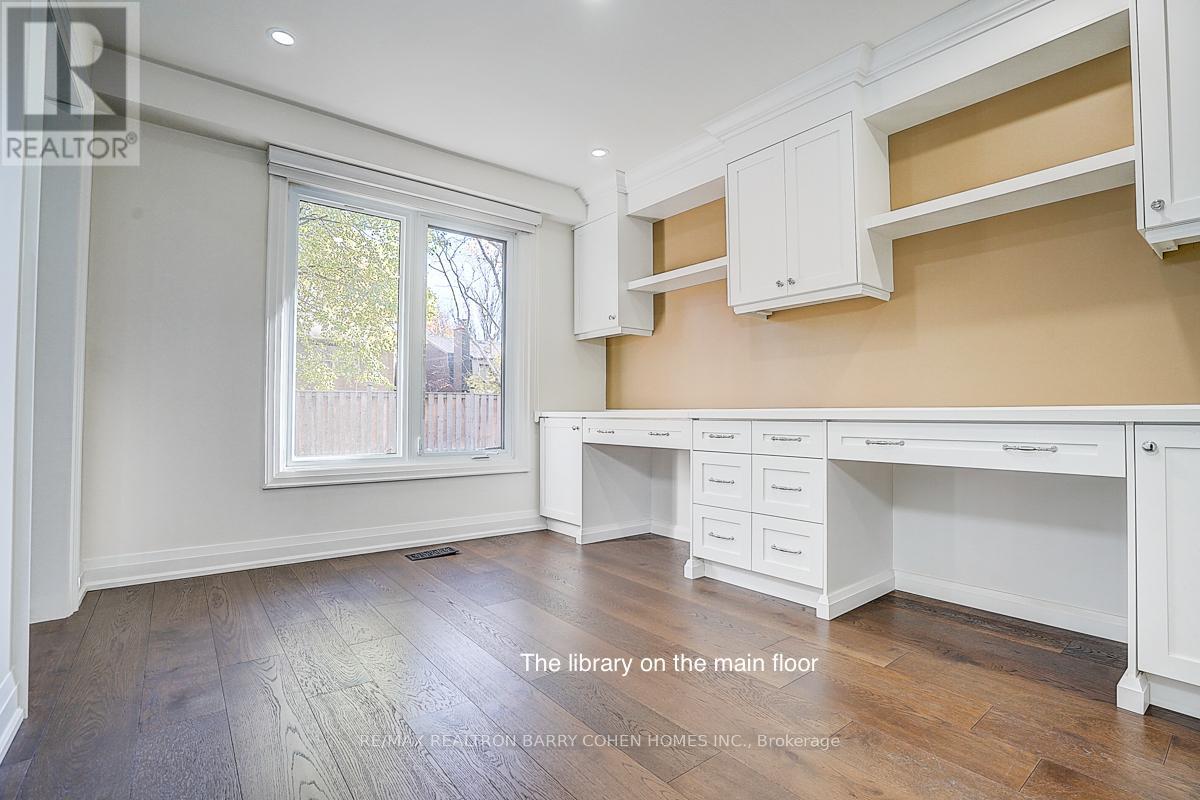 11 Elkpath Avenue, Toronto, Ontario  M2L 2V9 - Photo 8 - C12515606