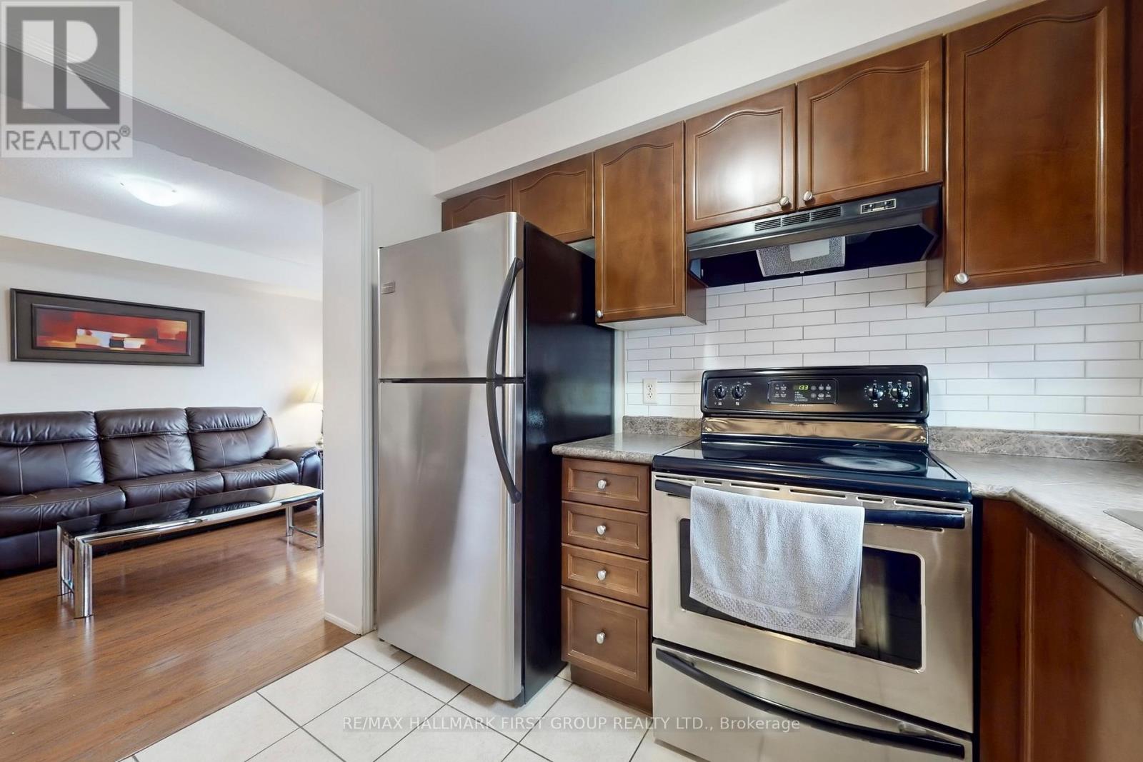 19 Snowgoose Terrace, Toronto, Ontario  M1B 0A9 - Photo 17 - E12515572