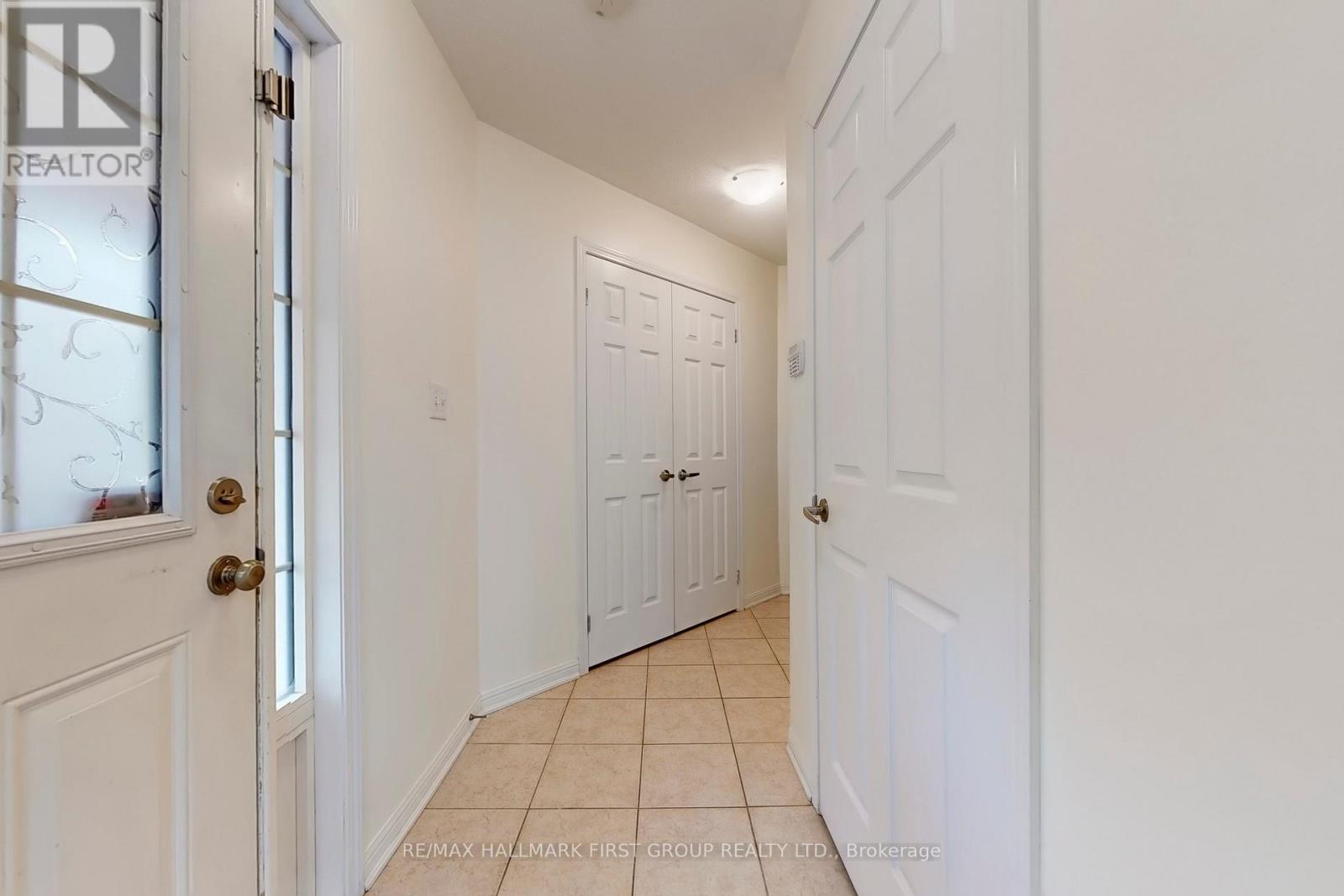 19 Snowgoose Terrace, Toronto, Ontario  M1B 0A9 - Photo 7 - E12515572