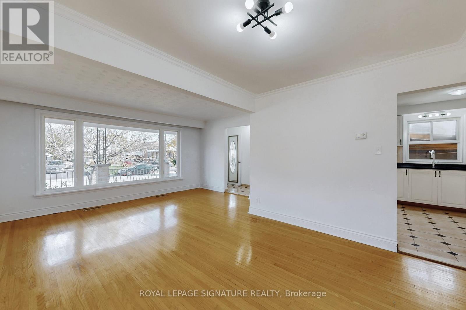 30 Princeway Drive, Toronto, Ontario  M1R 2W1 - Photo 4 - E12515594