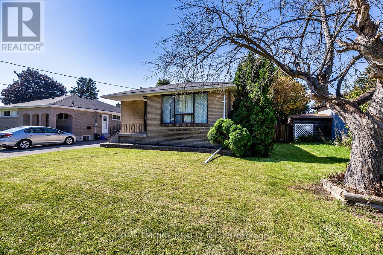 1014 CENTRE STREET N, Whitby, Ontario