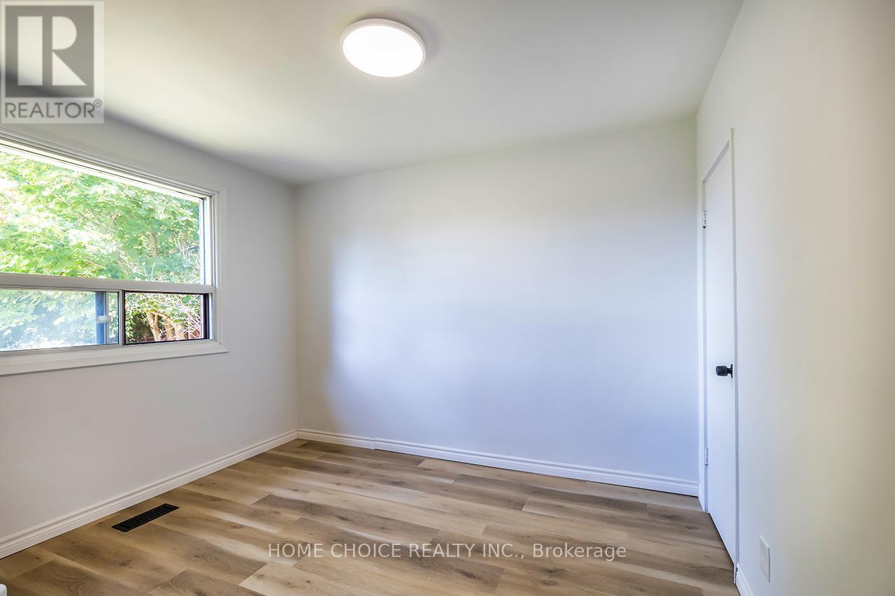 1014 Centre Street N, Whitby, Ontario  L1N 4V3 - Photo 13 - E12515634