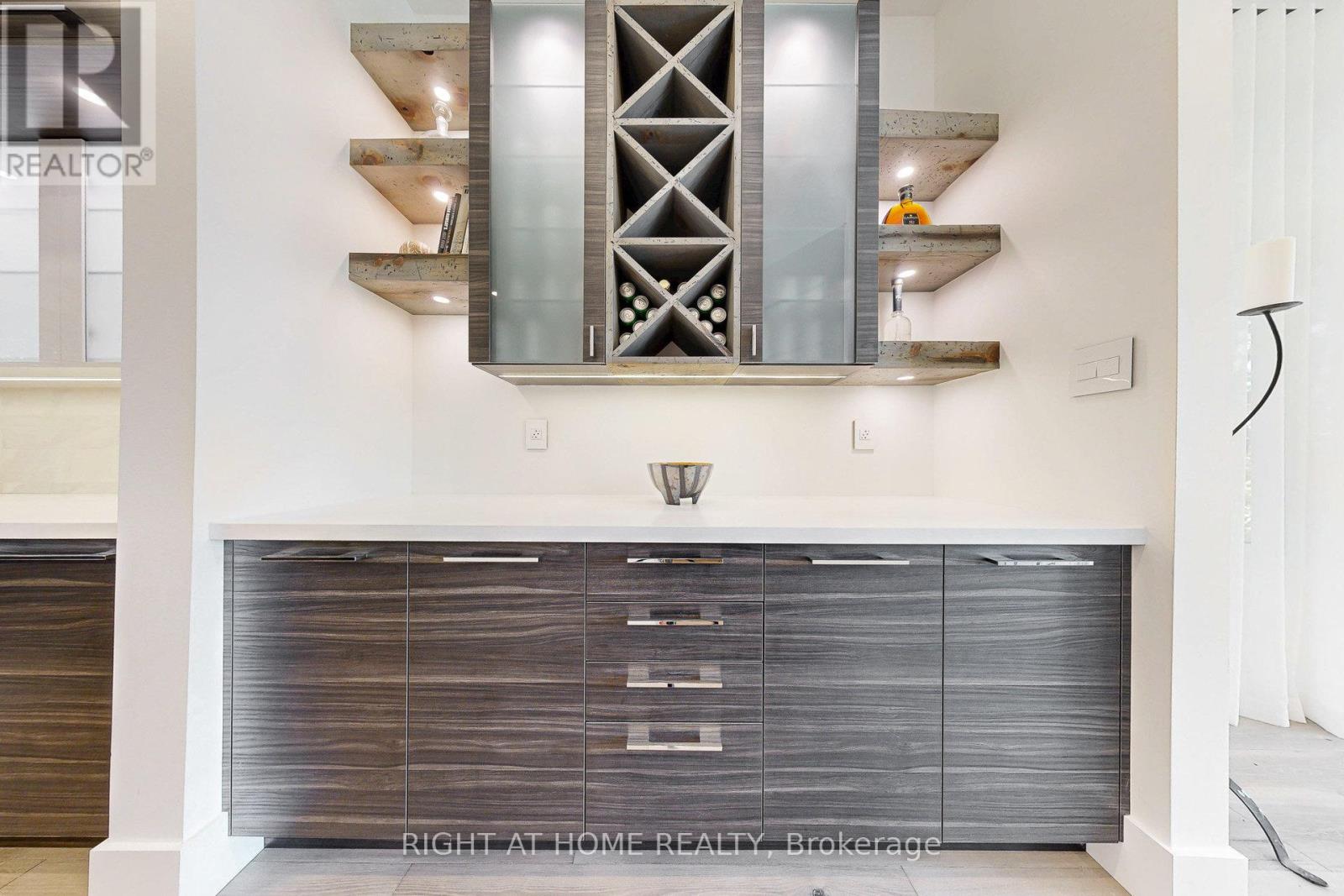 700 Hillcrest Road, Pickering, Ontario  L1W 2P1 - Photo 18 - E12515648